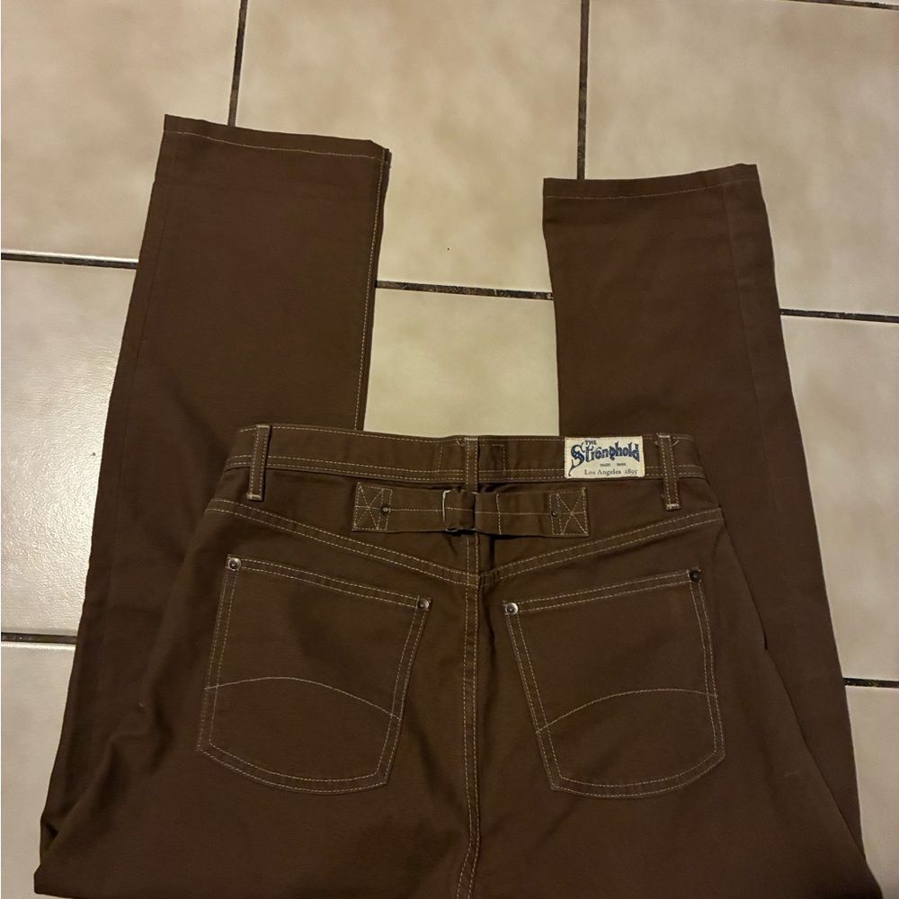 Women's Straight-Leg Jeans in Rich Brown - Picture 5 of 5
